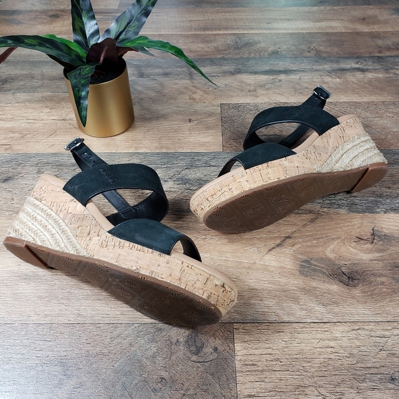 UGG | Shoes | Ugg Black Leather Corkjude Detail Wedge Size  🆕️ UGG Black Leather Cork/Jude Detail Wedge